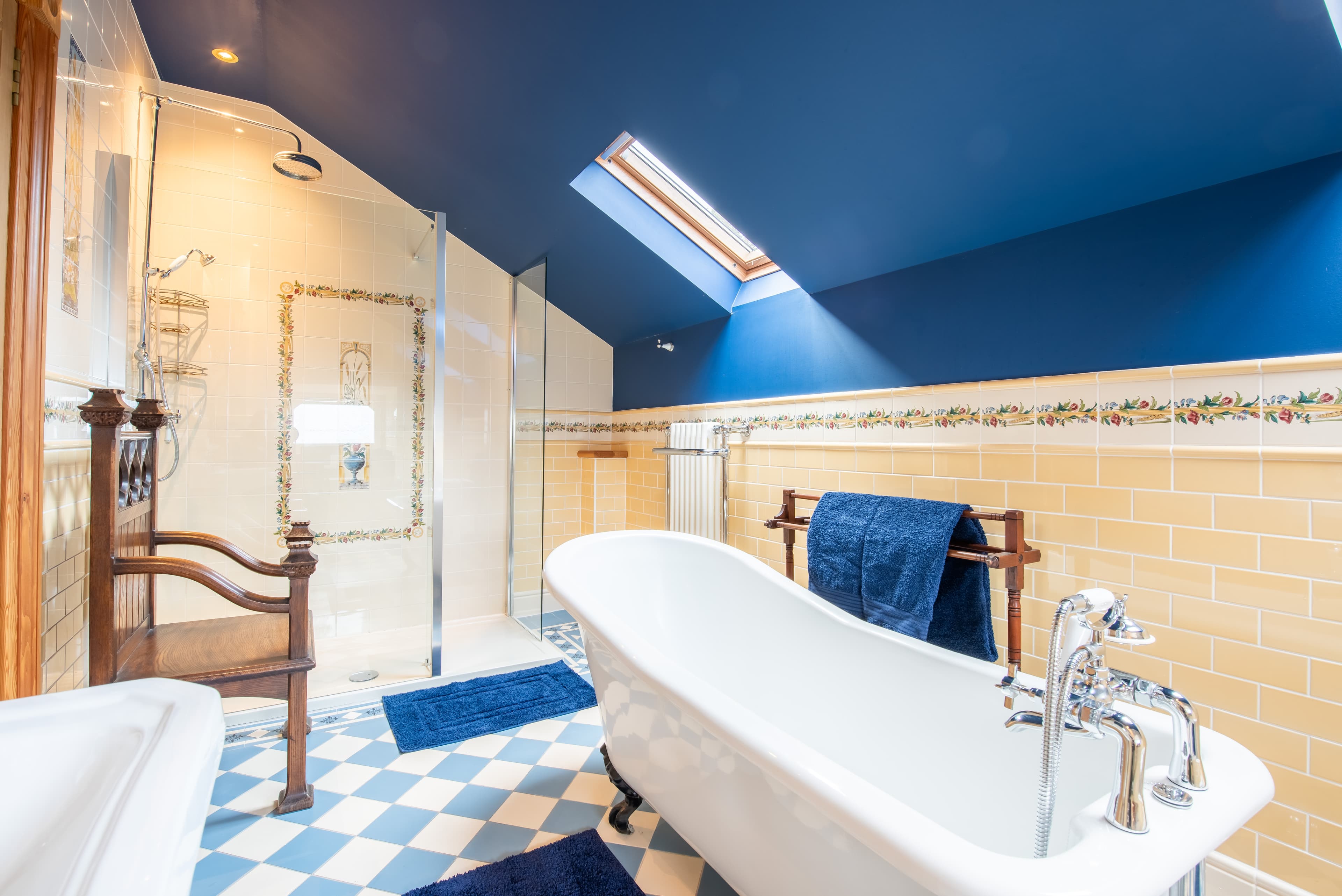 Uisdean Room ensuite